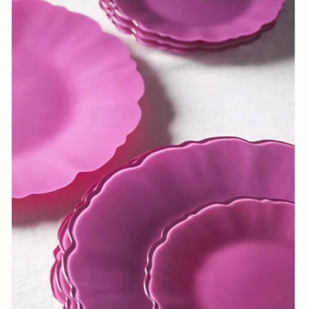Anthropologie Glass Plates Set of Four NIB NWT Pink - Picture 4 of 7